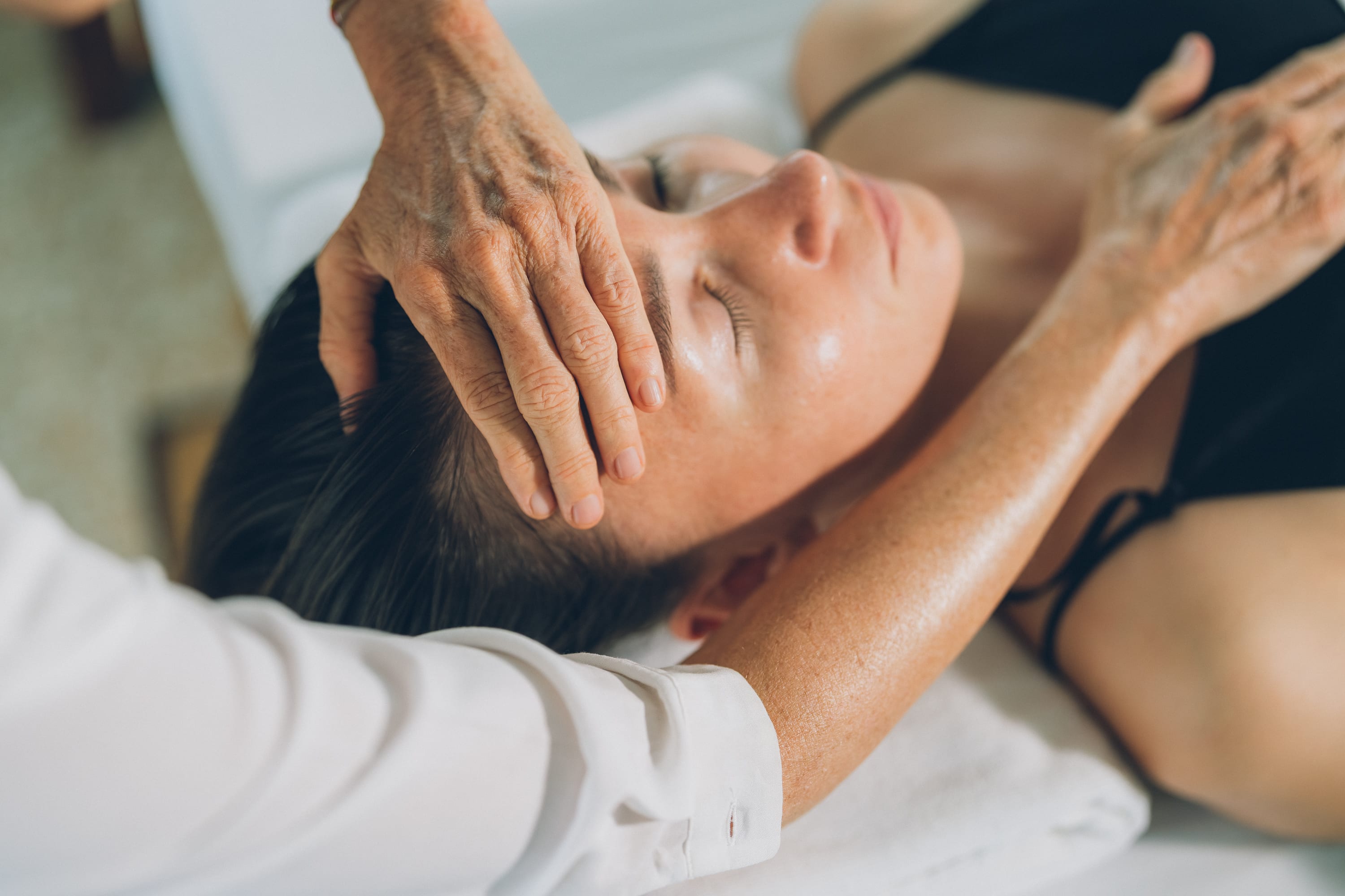 Reiki practice at Anahata
