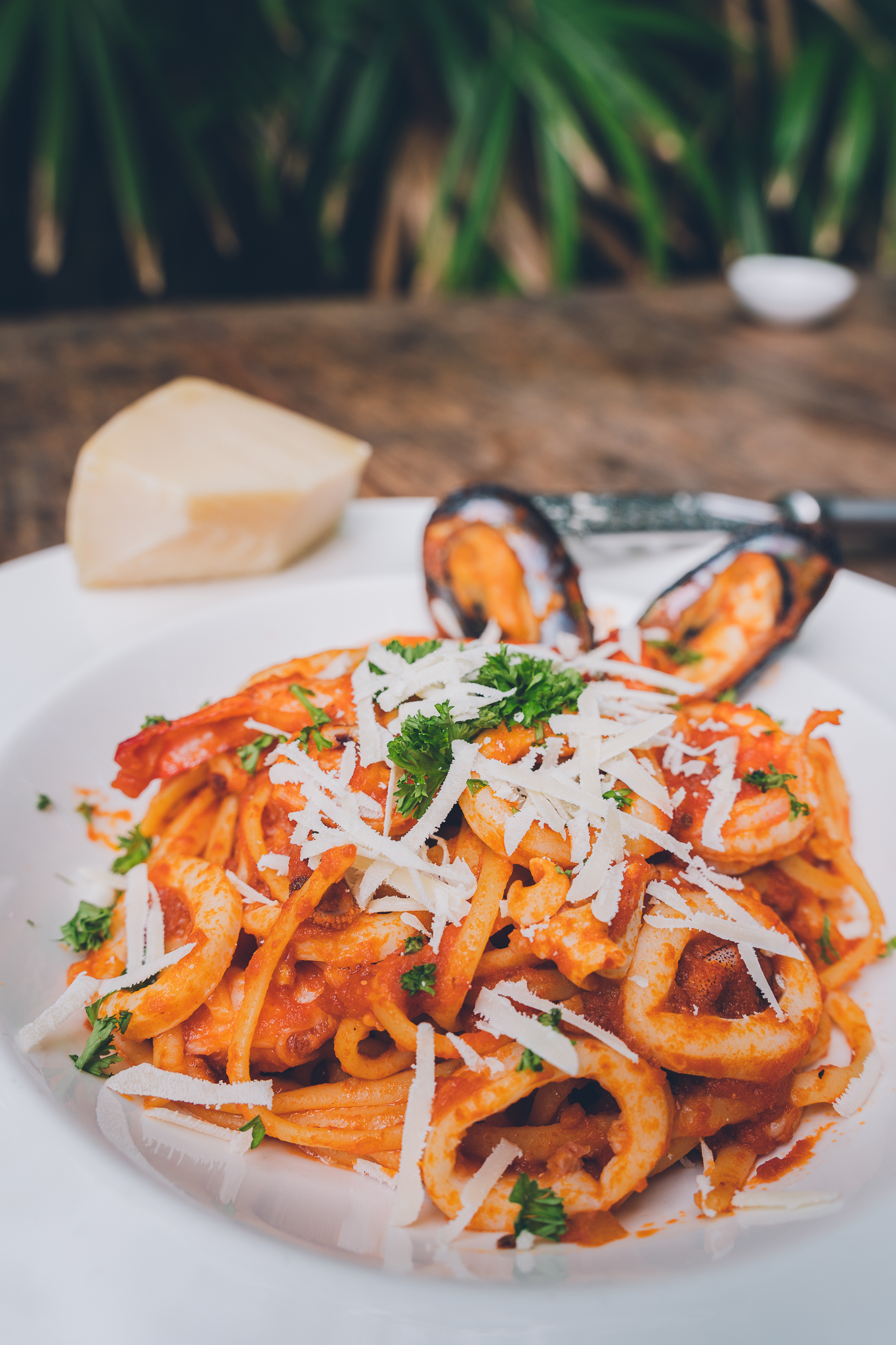 Linguini seafood pasta